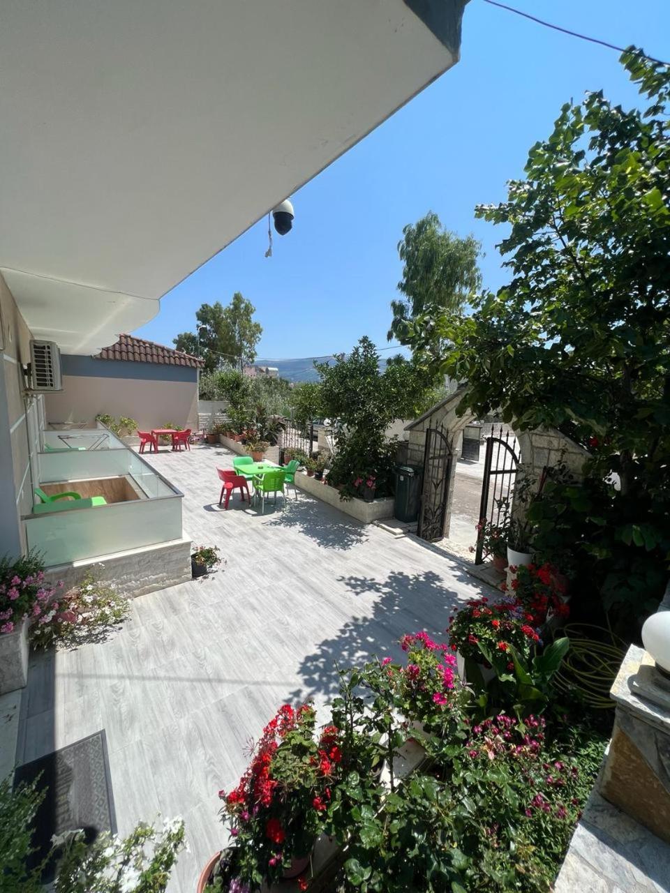 Hotel Villa Flowers Vlorë Εξωτερικό φωτογραφία